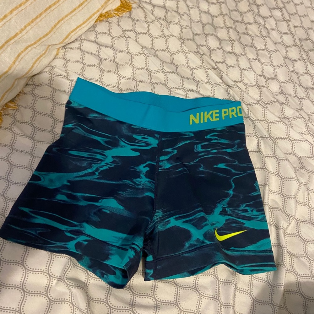 Nike pro spandex